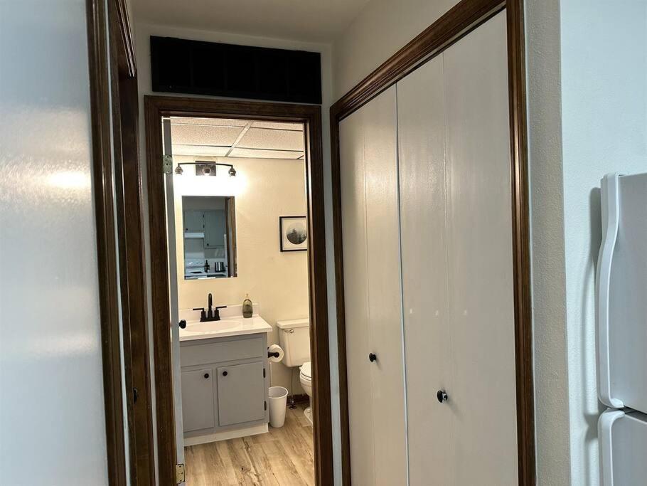Capital Suite On 6Th Street - King Bed / Downtown! Springfield Dış mekan fotoğraf